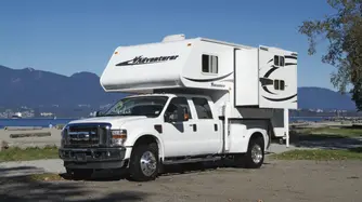 Truck Camper with bunk beds