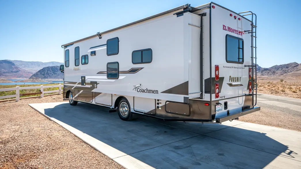 El Monte Class A Family Sleeper [AF] 17