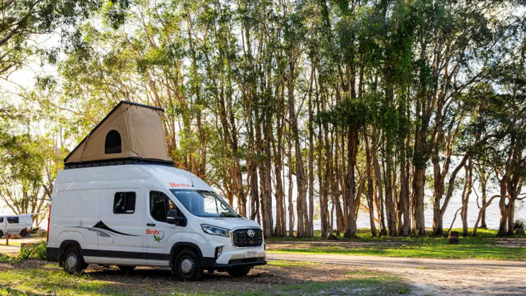Britz Voyager 16